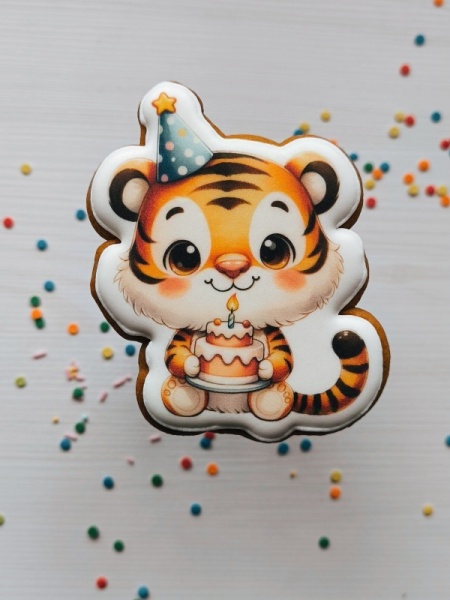 Пряник имбирный "Тигр с тортом", 10 см