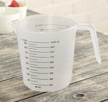 Кувшин мерный прозрачный 1 л