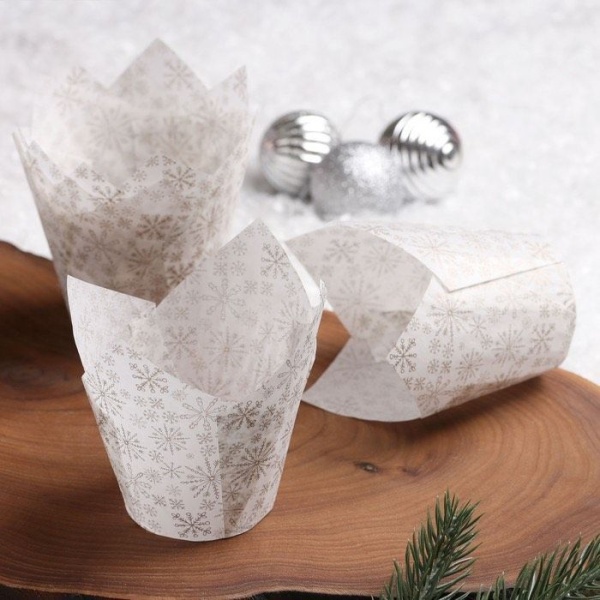 Капсула бумажная "Тюльпан", снежинки, 5 х 8 см