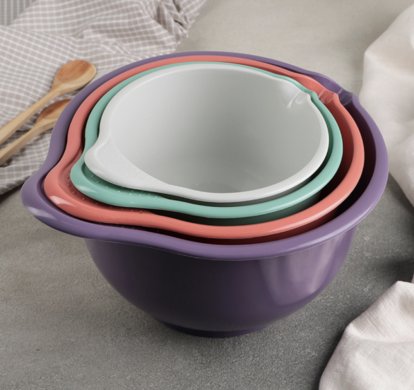 Набор емкостей для миксера, 4 шт: 1,4, 1,9, 2,6, 3,6 л Набор емкостей для миксера, 4 шт: 1,4, 1,9, 2,6, 3,6 л