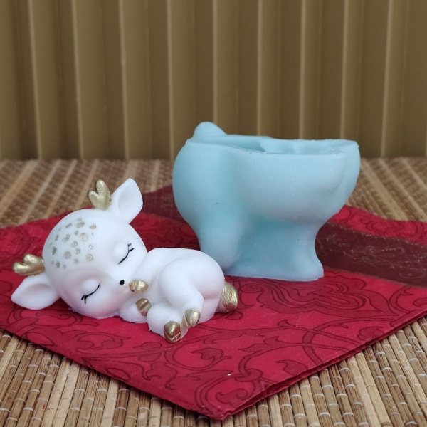 Силиконовый молд Олененок на боку