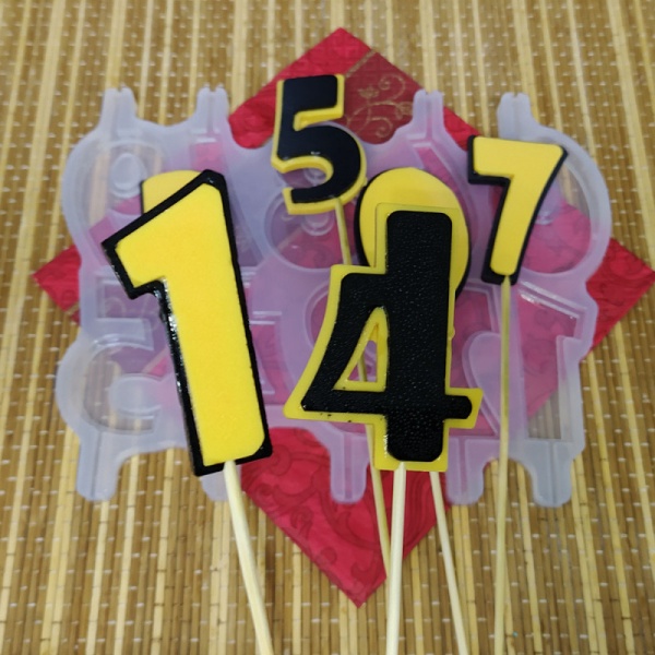 Силиконовый молд "Цифры-Showcard Gothic" 8 см