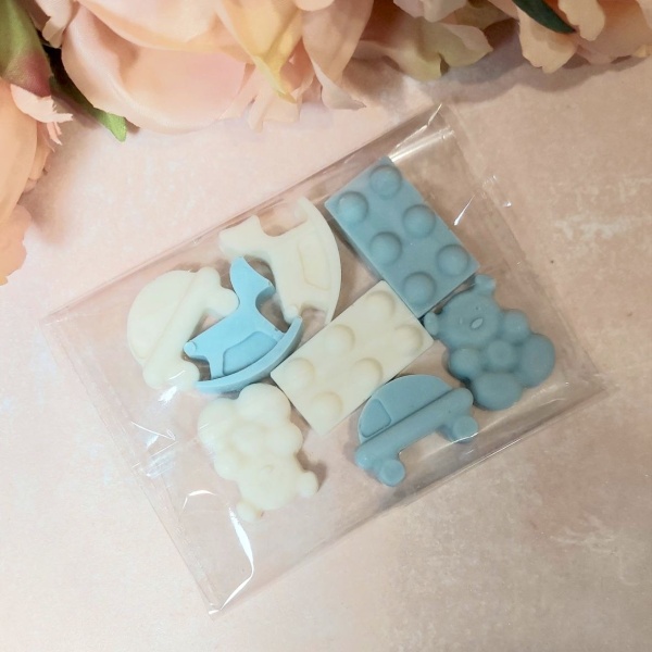 Фигурка из шоколадной глазури "Набор. Детские игрушки", голубой