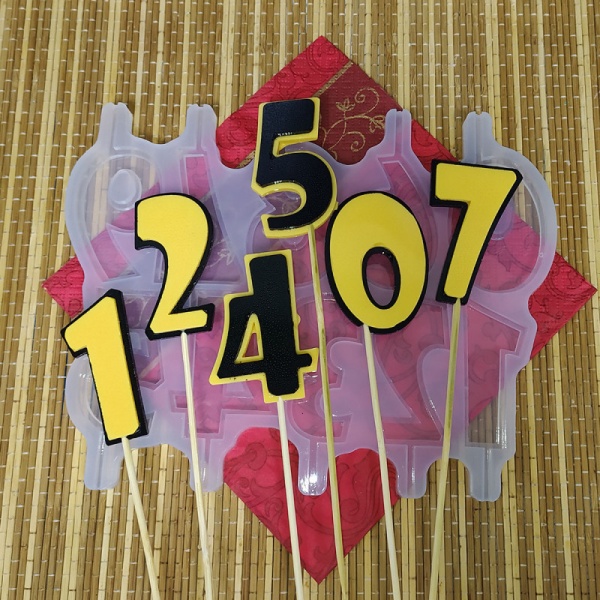 Силиконовый молд "Цифры-Showcard Gothic" 8 см