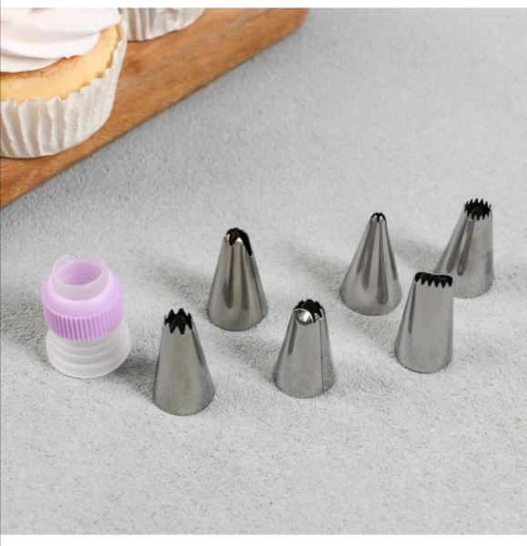 Набор кондитерский " Готовлю сладкое к полусладкому", 8 предметов: 6 насадок d=1,5 см, мешок 30 см, адаптер