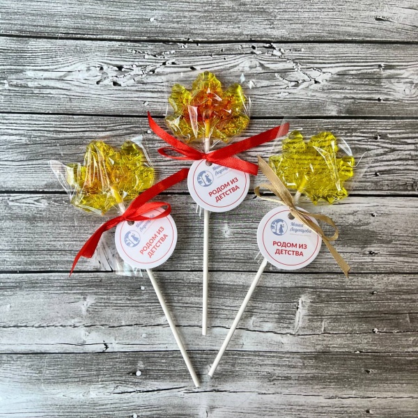 Леденец из изомальта "Листик", цвет микс, 6*4 см